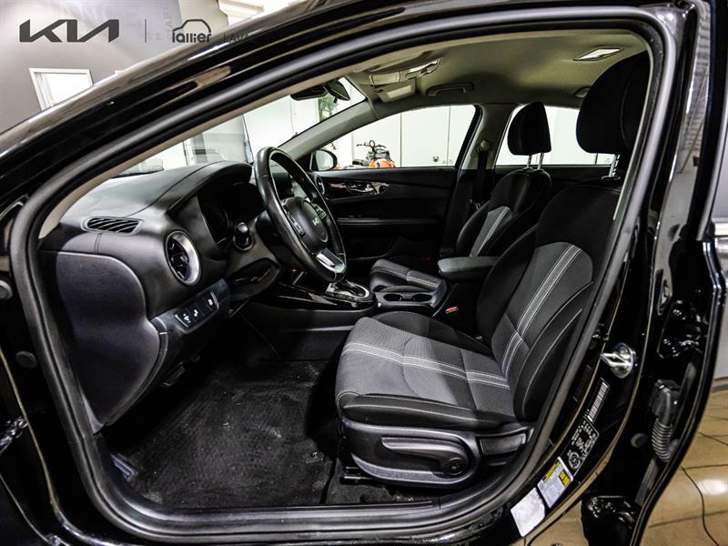 2022 Kia Forte - Image 11