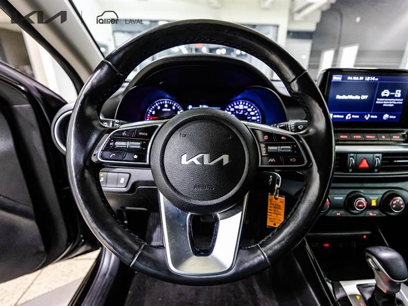 2022 Kia Forte - Image 13