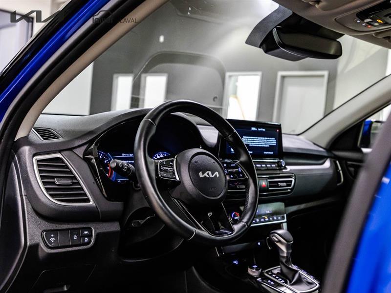 2023 Kia Seltos - Image 13
