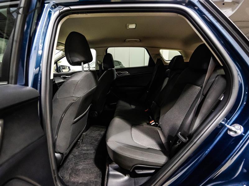 2025 Kia Sportage - Image 19