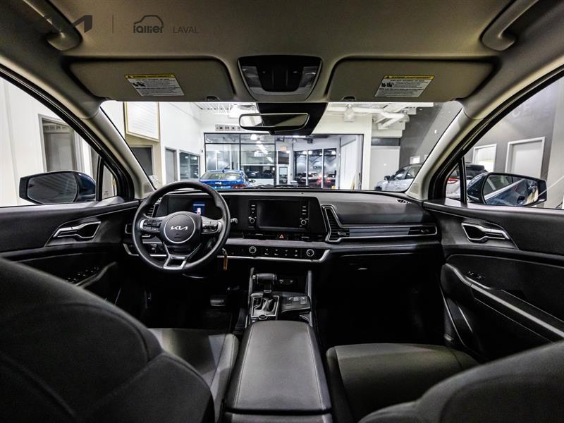 2025 Kia Sportage - Image 20