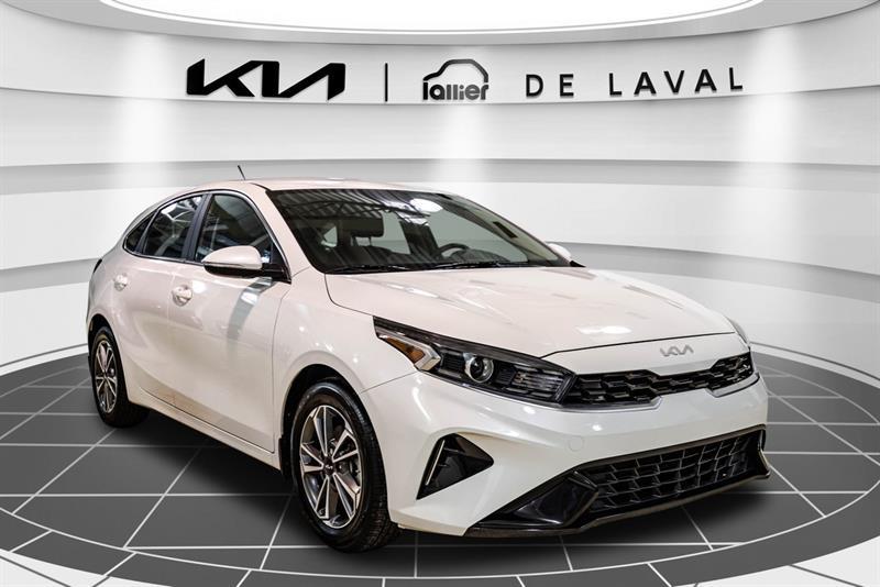 2024 Kia Forte - Image 12