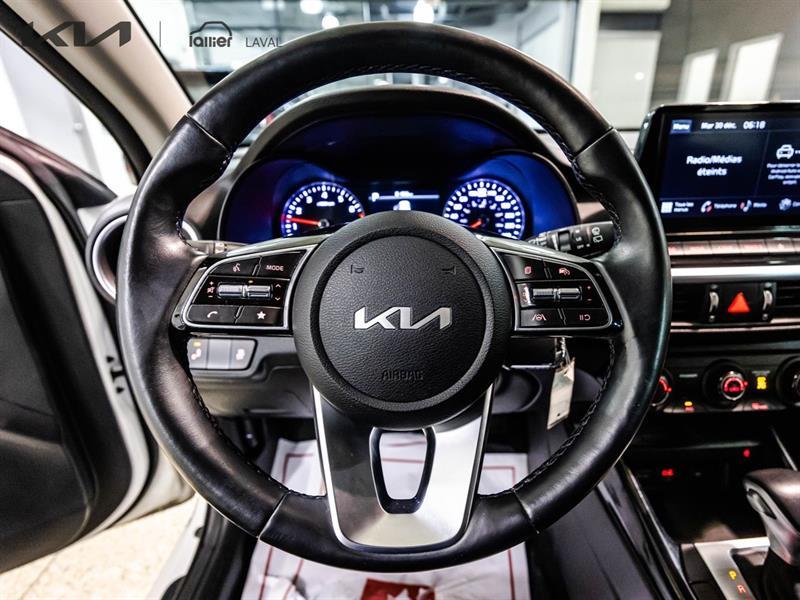 2024 Kia Forte - Image 18