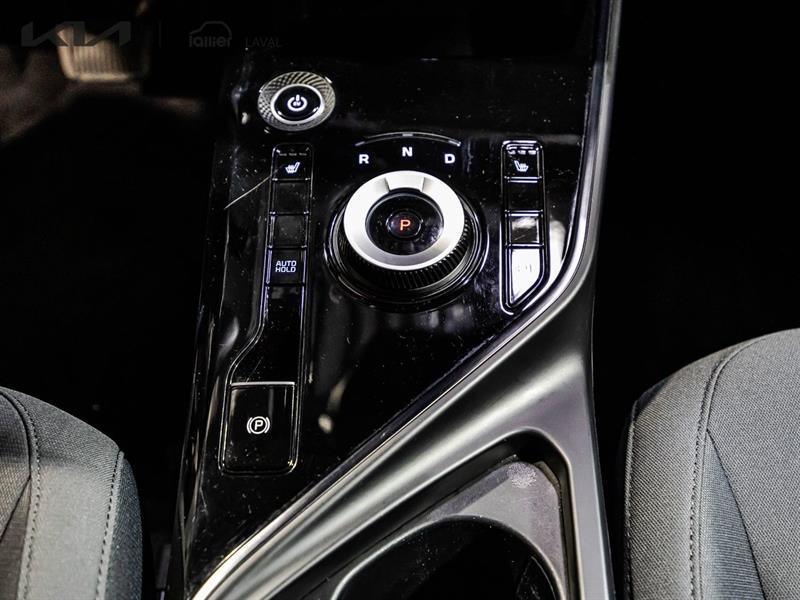 2025 Kia Niro - Image 19