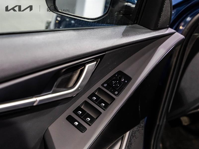 2025 Kia Niro - Image 20