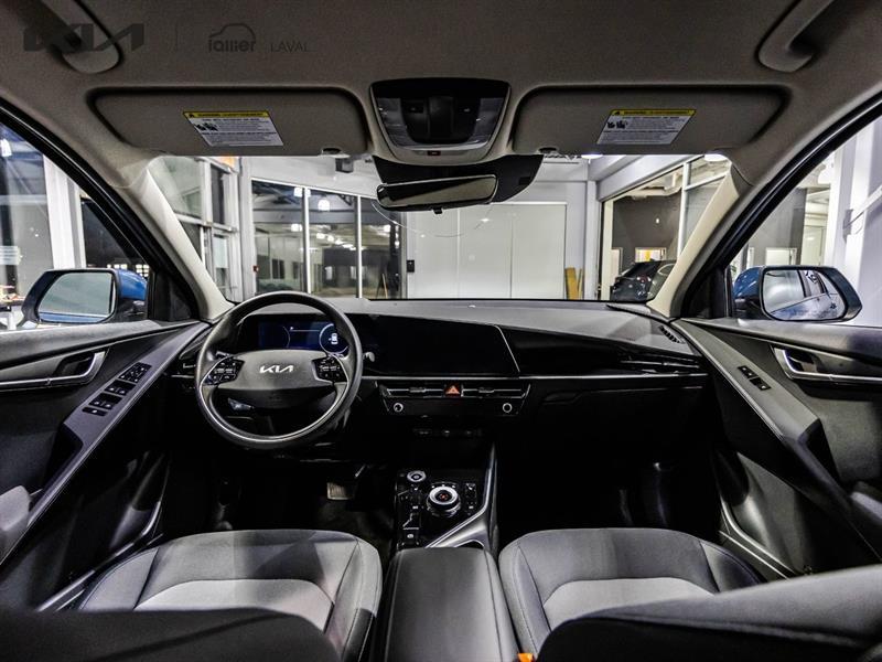 2025 Kia Niro - Image 22