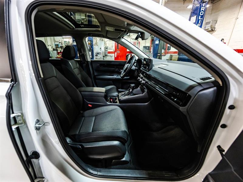 2025 Honda CR-V - Image 18