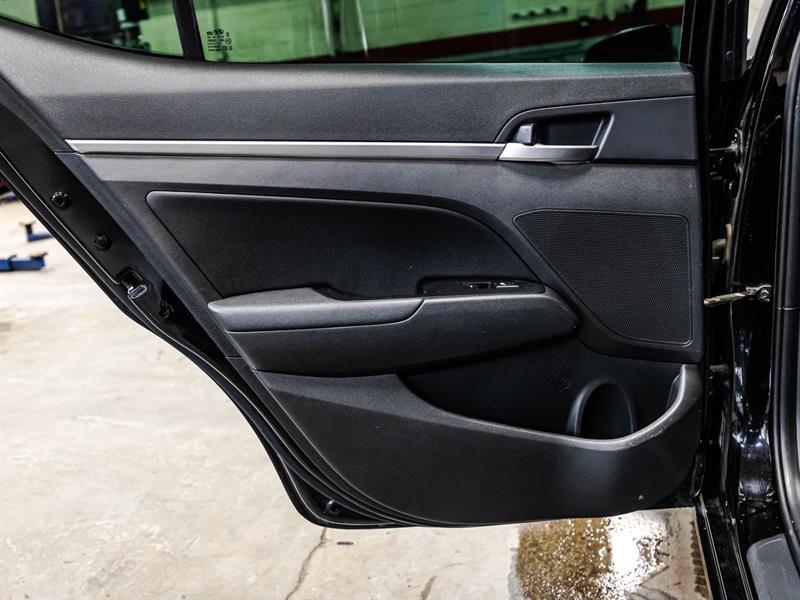 2020 Hyundai Elantra - Image 14