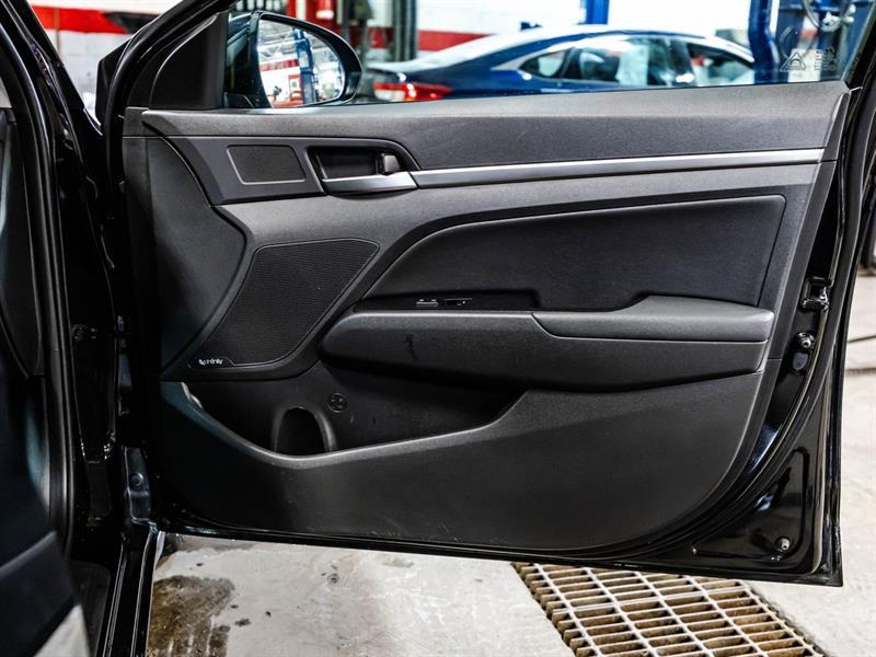 2020 Hyundai Elantra - Image 18