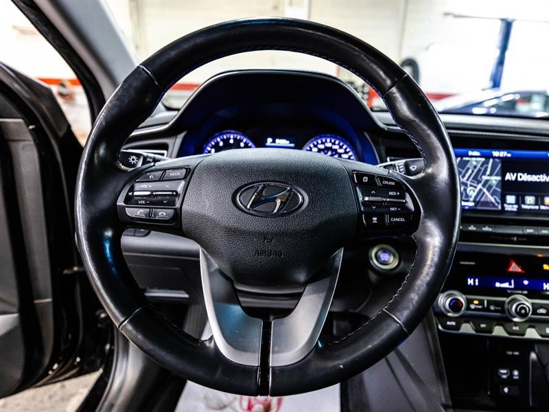 2020 Hyundai Elantra - Image 24