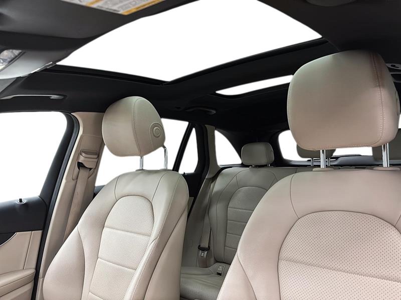 mercedes-benz GLC 2022 - 11