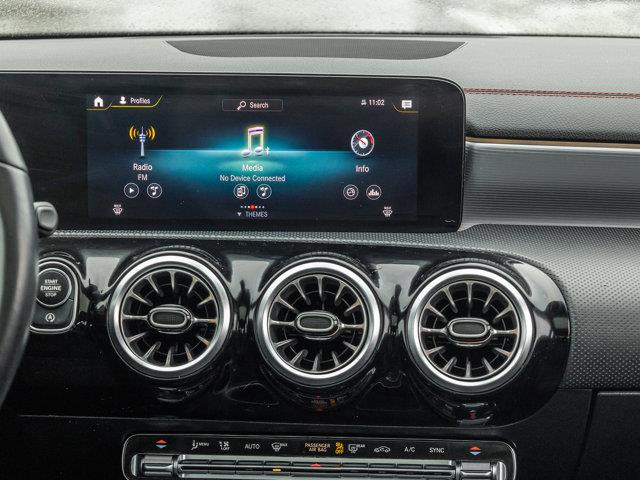 mercedes-benz CLA 2023 - 25