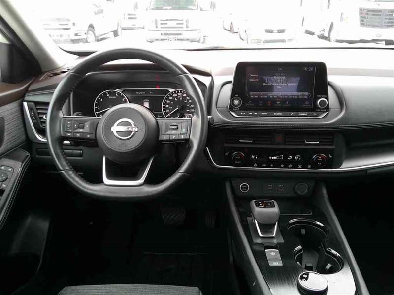 nissan Rogue 2023 - 24