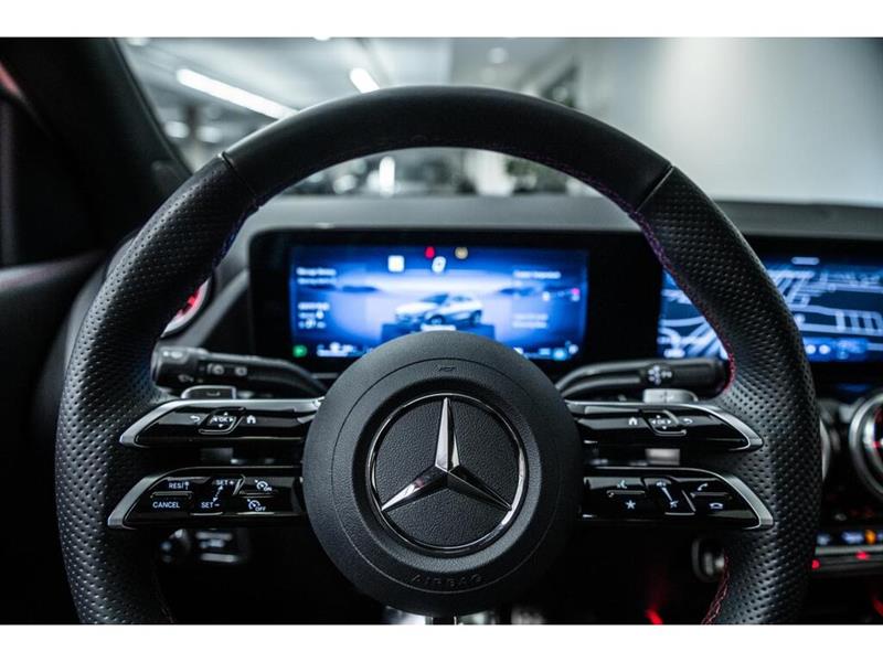 mercedes-benz GLA250 2025 - 15