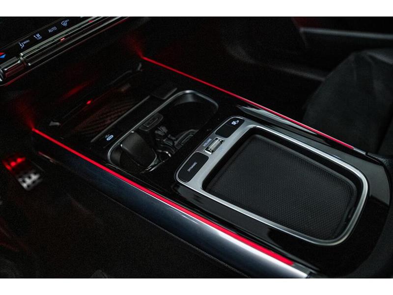mercedes-benz GLA250 2025 - 24