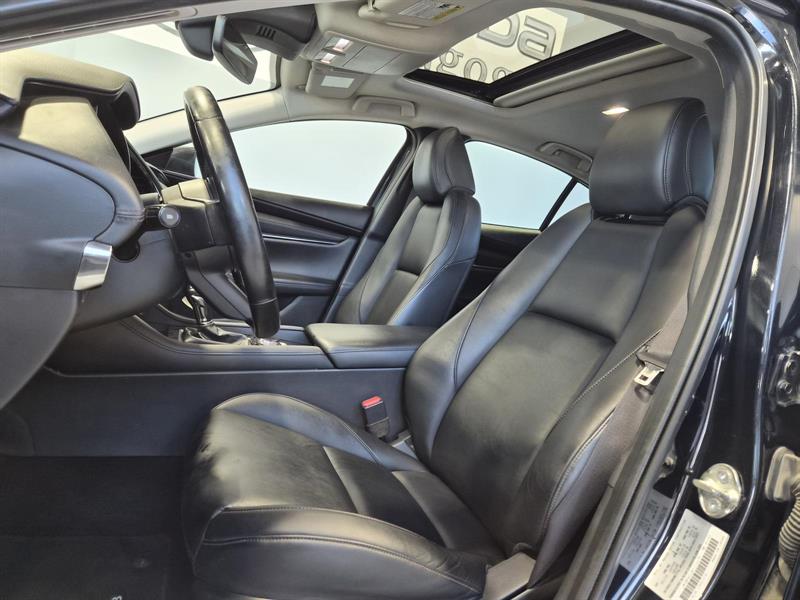 mazda Mazda3 2019 - 12