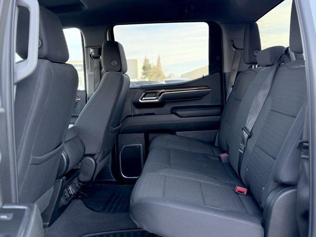 chevrolet Silverado 1500 2025 - 25