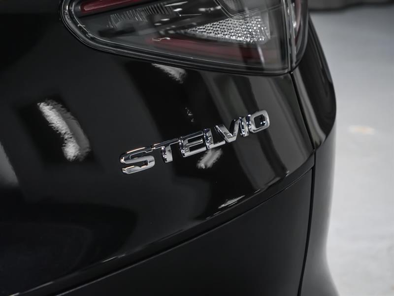 alfa romeo Stelvio 2025 - 12