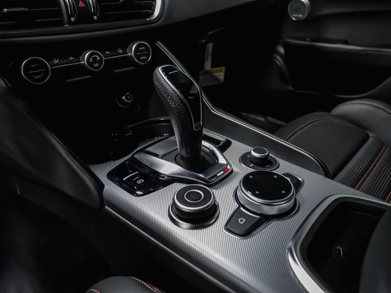 alfa romeo Giulia 2025 - 12