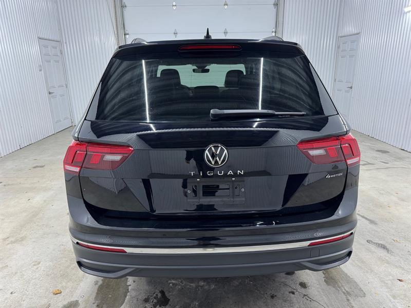 2022 Volkswagen Tiguan - Image 7