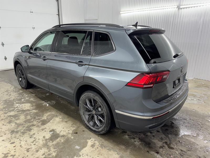 2022 Volkswagen Tiguan - Image 12