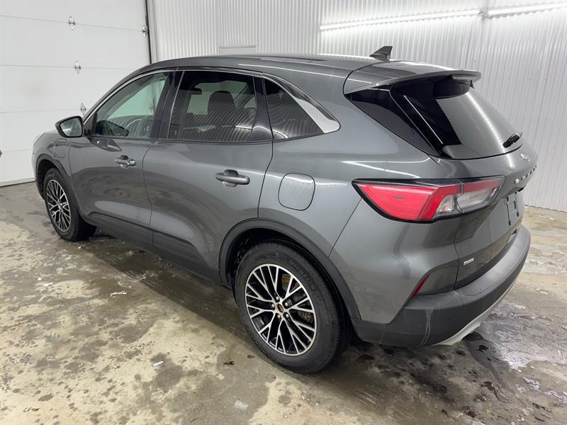 2021 Ford Escape - Image 11