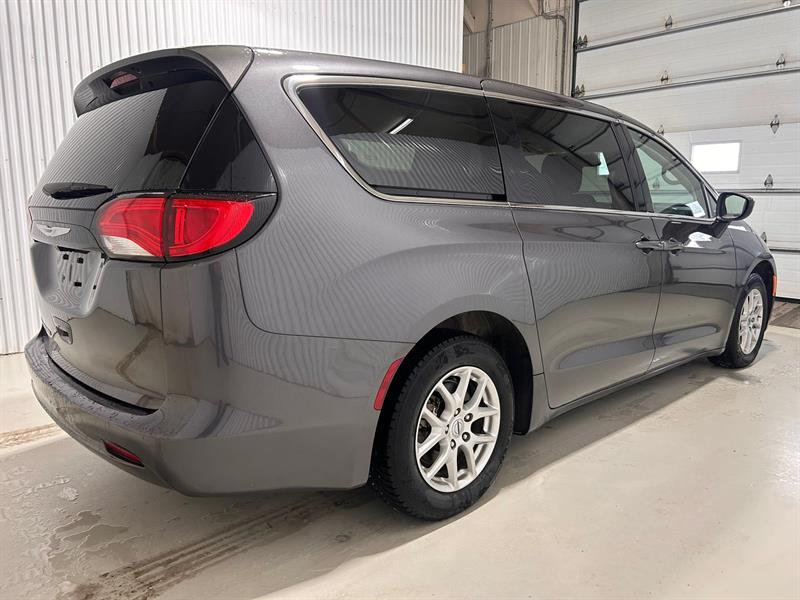 chrysler Grand Caravan 2023 - 5