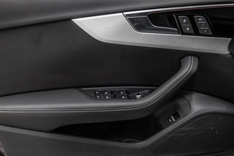 audi A4 Sedan 2023 - 12
