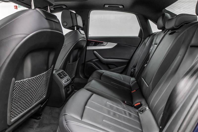 audi A4 Sedan 2023 - 34