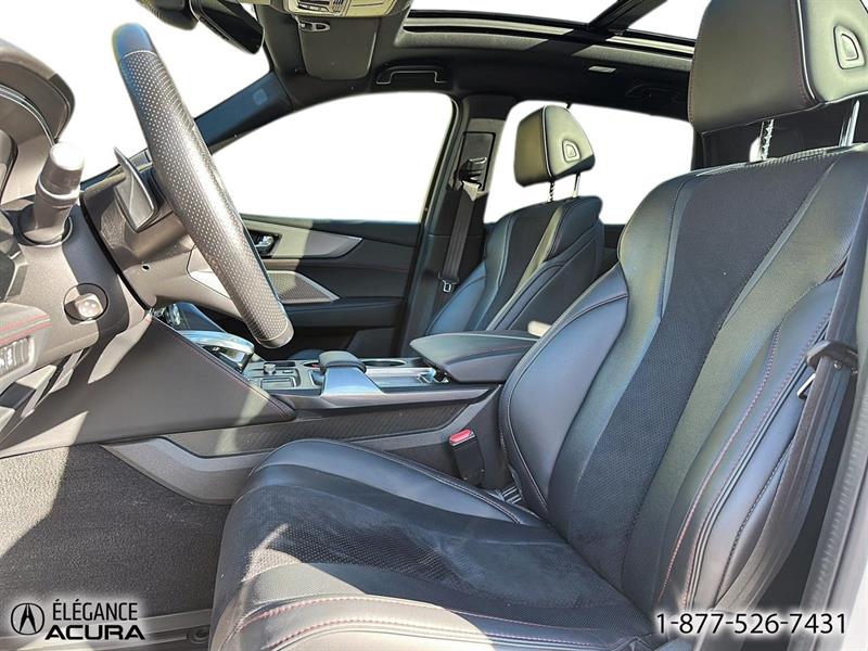 acura MDX 2023 - 12