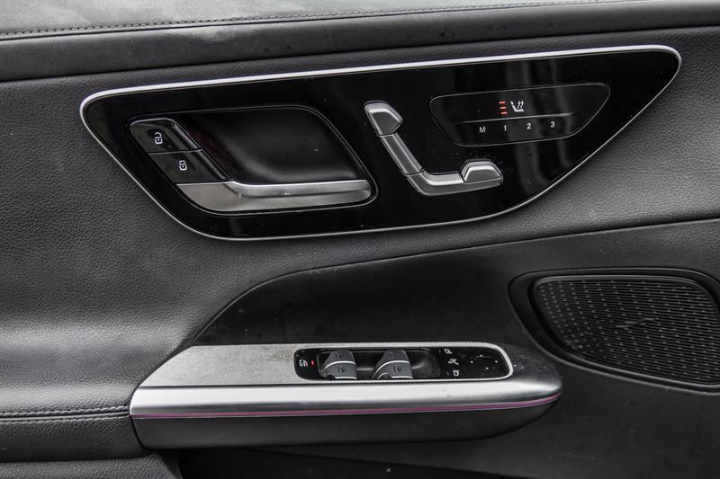 2023 Mercedes-Benz GLC - Image 18