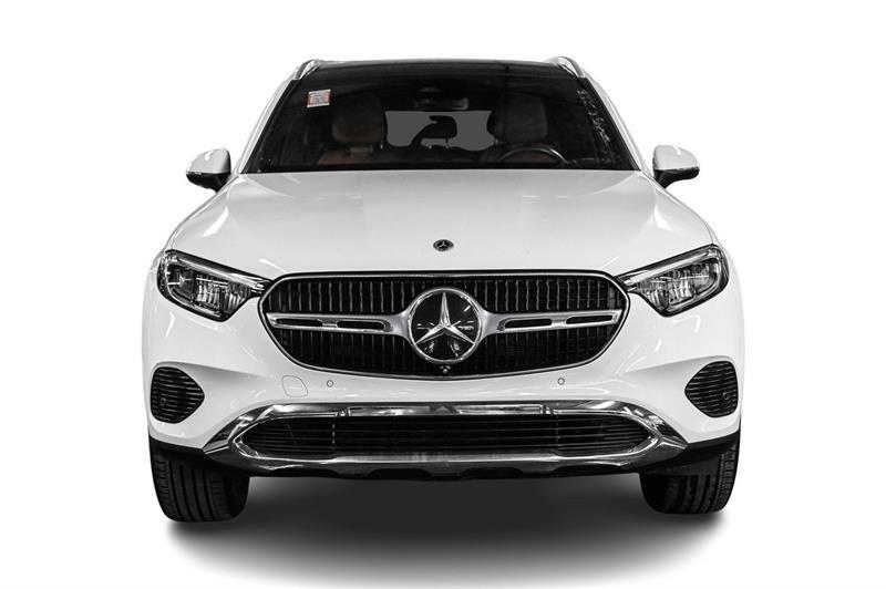 2023 Mercedes-Benz GLC - Image 2