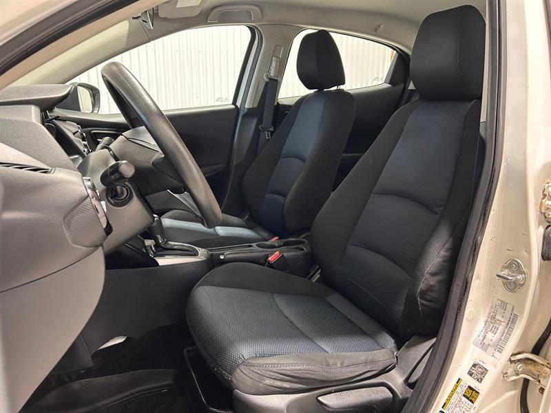 2018 Toyota Yaris - Image 12