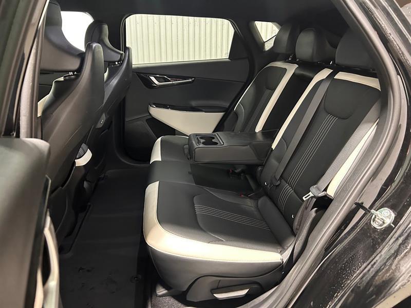 2023 Kia EV6 - Image 14