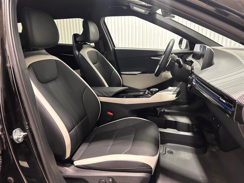 2023 Kia EV6 - Image 17