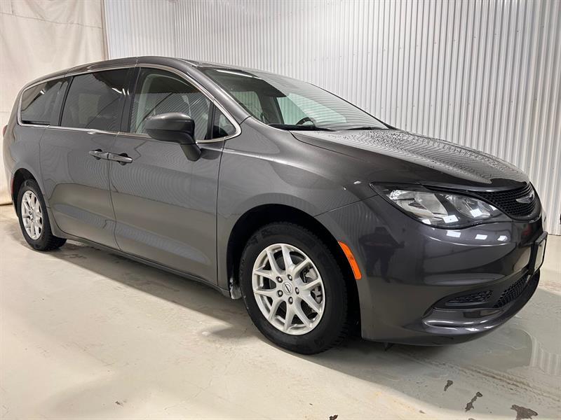 2023 Chrysler Grand Caravan - Image 4