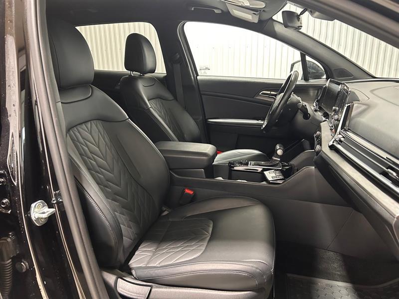 2023 Kia Sportage - Image 18