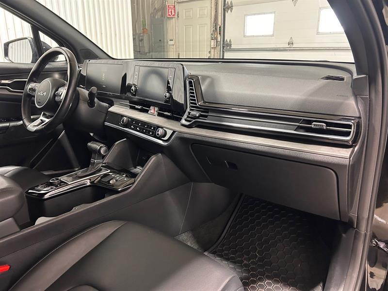 2023 Kia Sportage - Image 19