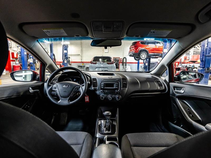 2017 Kia Forte - Image 14