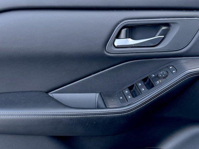 nissan Rogue 2024 - 12