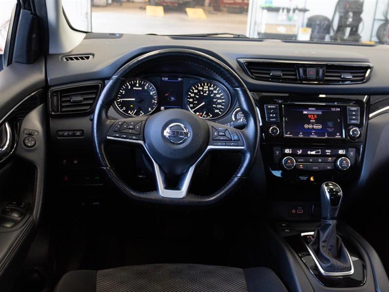 nissan Qashqai 2021 - 12