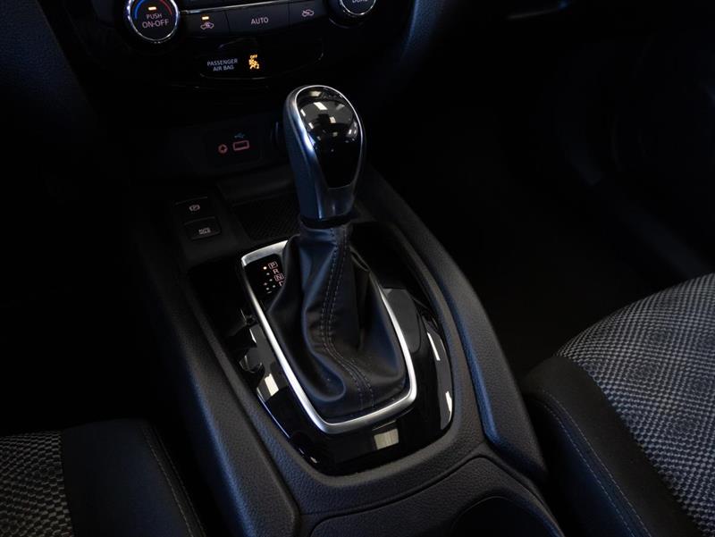 nissan Qashqai 2021 - 18