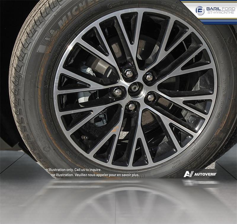 Ford Escape Hybrid 8