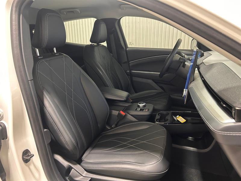 2023 Ford Mustang - Image 19