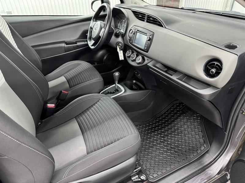 2018 Toyota Yaris - Image 14