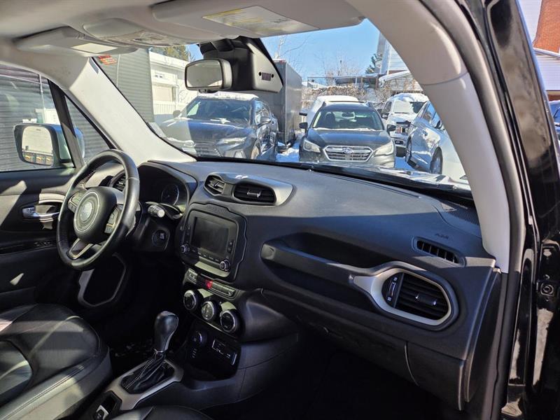 2017 Jeep Renegade - Image 10