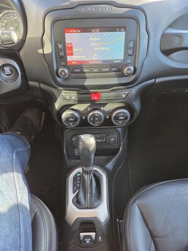 2017 Jeep Renegade - Image 20