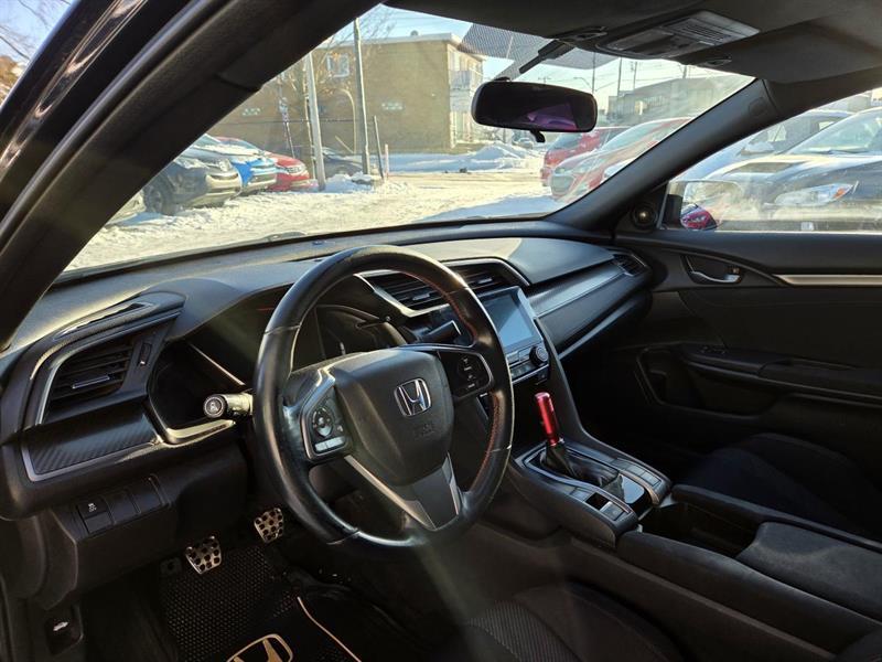 2018 Honda Civic - Image 15