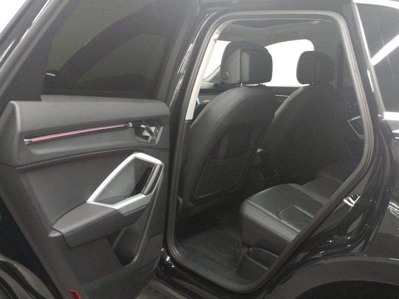 audi Q3 2022 - 9