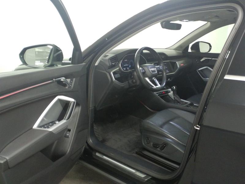 audi Q3 2022 - 12